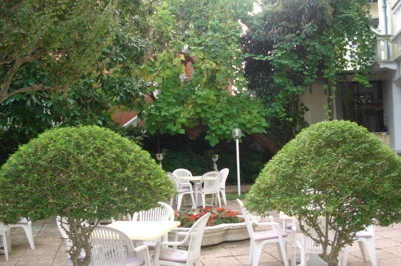 ונציה - לידו Hotel Byron מסעדה תמונה